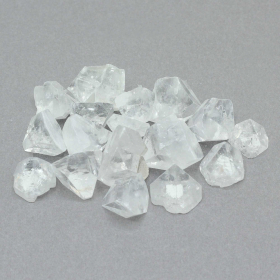 Bucăți de Apophyllite Mărime Medie (12-20mm) - 100g